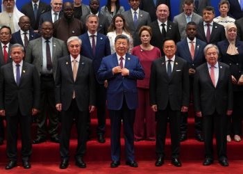 China and Kazakhstan ink €11.4 billion in agreements, Xi praises the “new level” in relations.