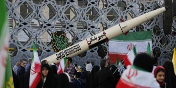 Iran expands attacks on Gulf states after intense US strikes